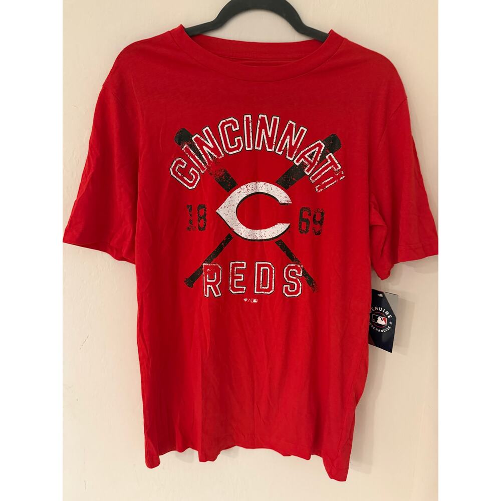 Cincinnati Reds Men's Fanatics Logo T-shirt -Size Medium -NWT